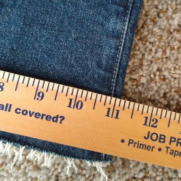 FLAWED** NWT AG Jeans Saige Wide Leg Fray Crop Women's size 29 - Picture 15 of 15